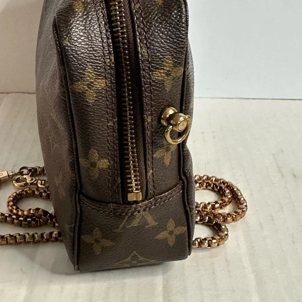Louis Vuitton Cosmetic Pouch Trousse Toilette 23 - Picture 8 of 12